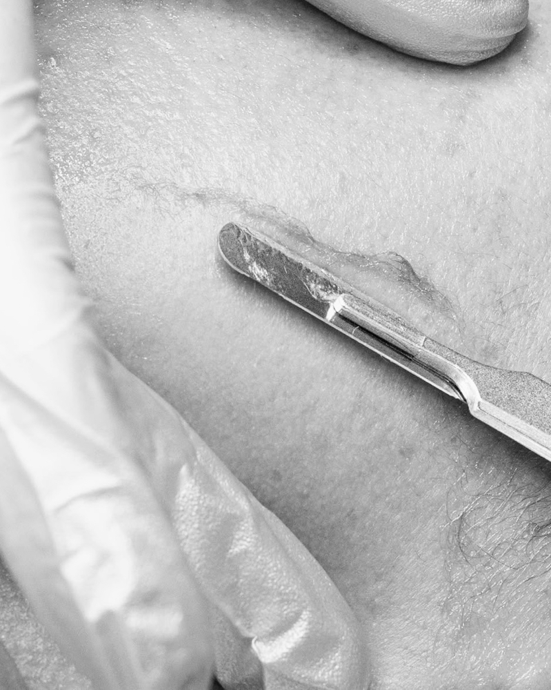 Express Dermaplane Facial