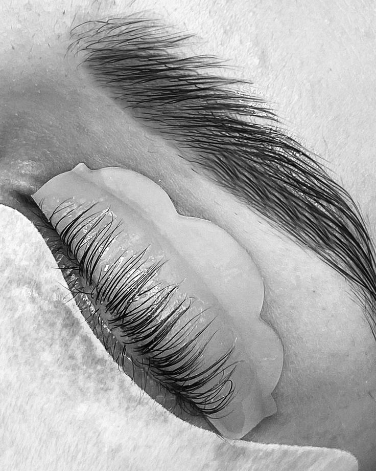 KERATIN LASH LIFT