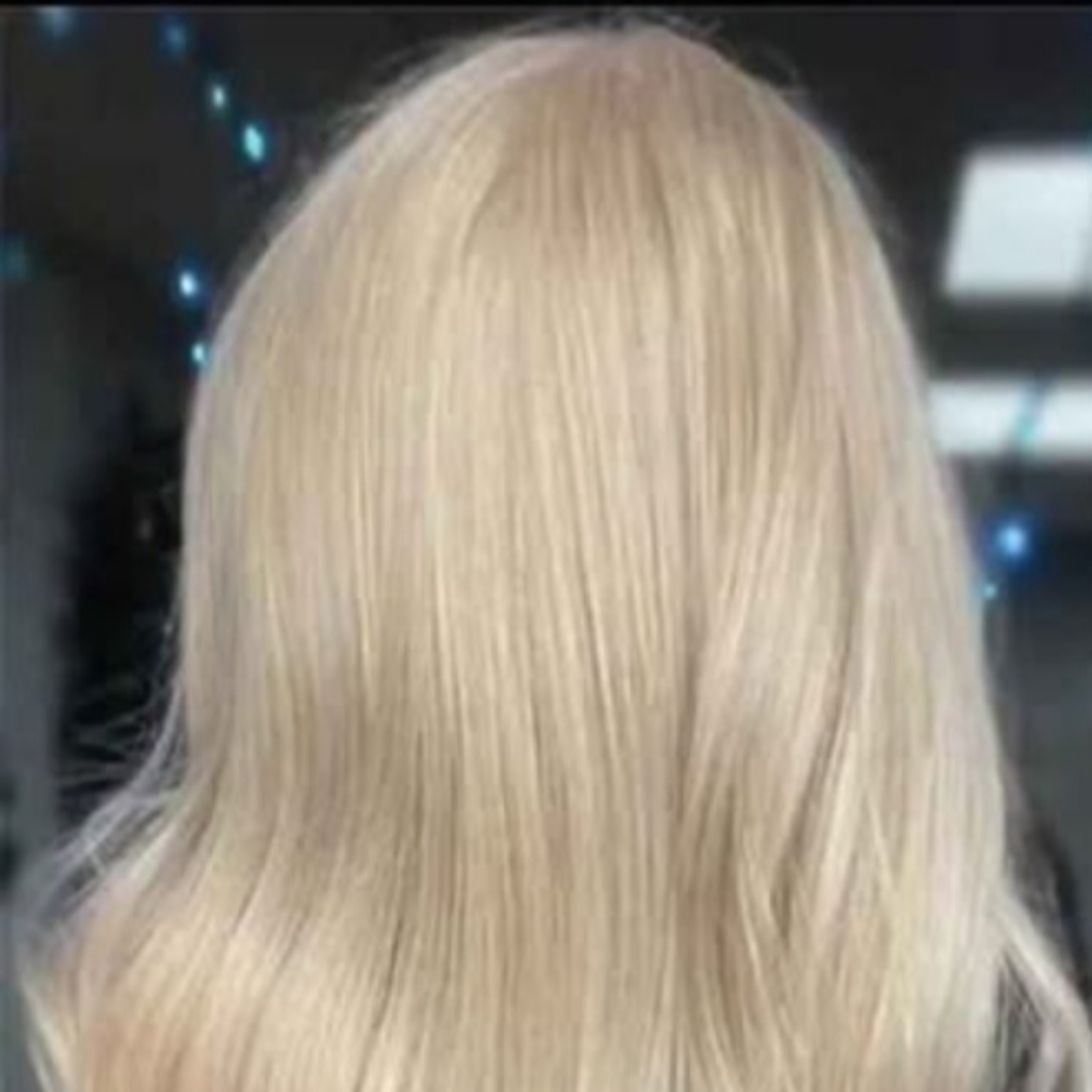 Clip-Ins at Elegantbeautiesbymelanieallred in Fullerton, CA