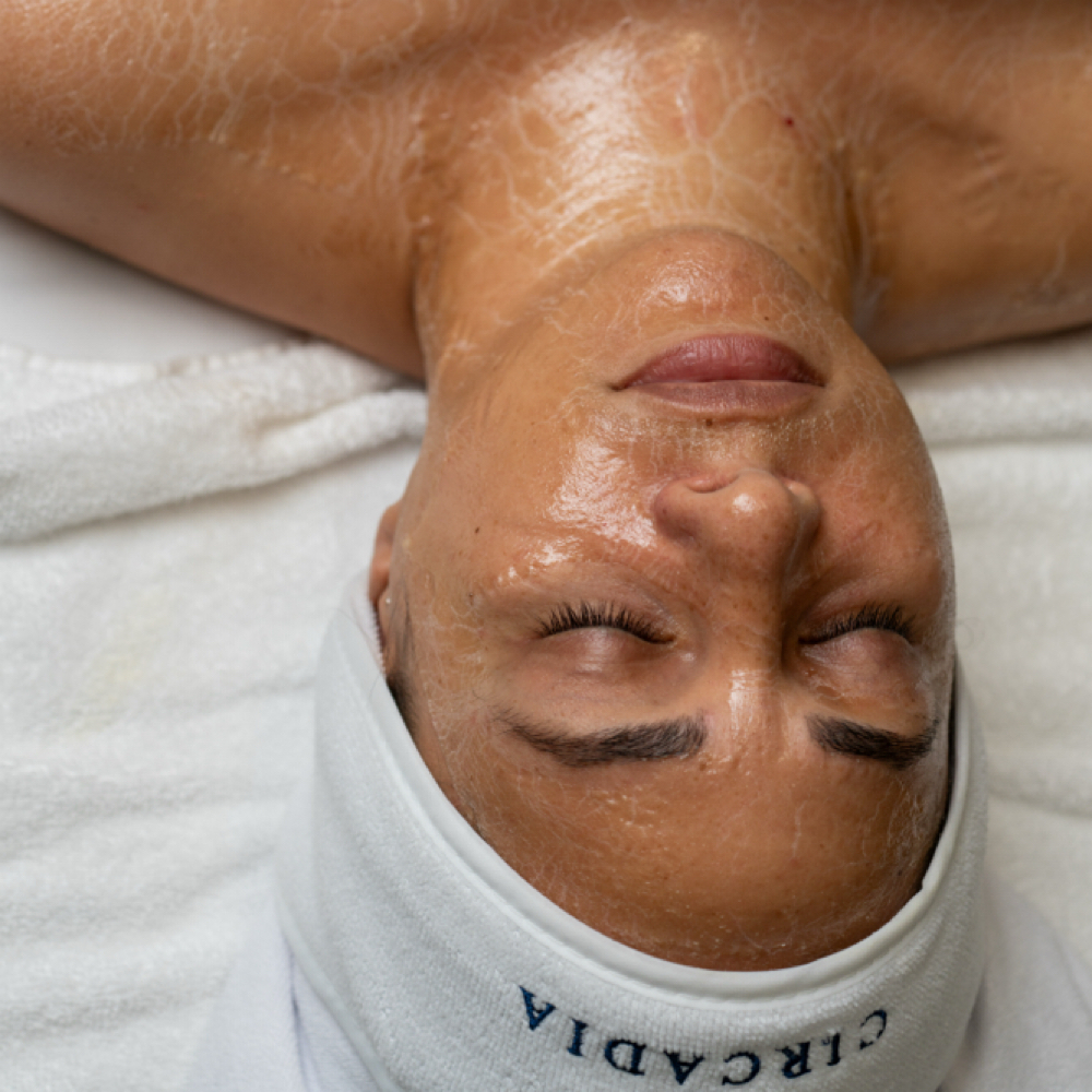 Rejuvenating Neck & Décolleté Treatment