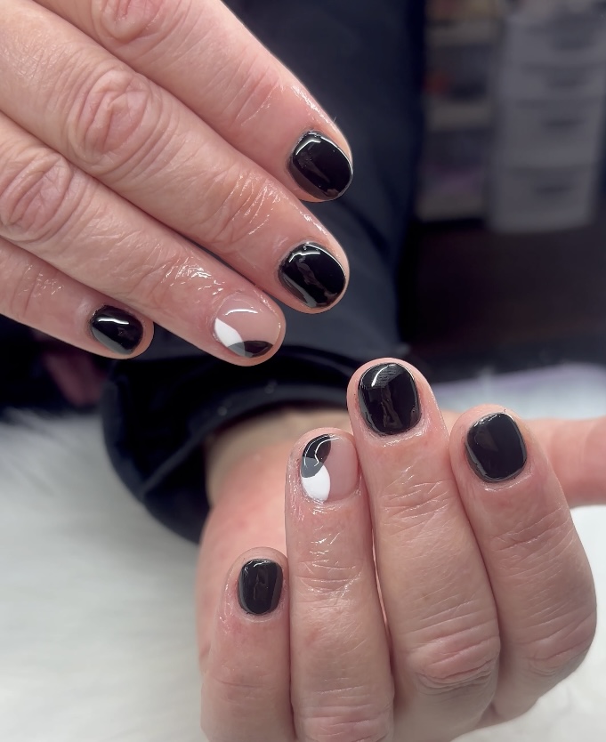 Dry Gel Mani at Yorleni.NailedIt LLC in Parma, OH