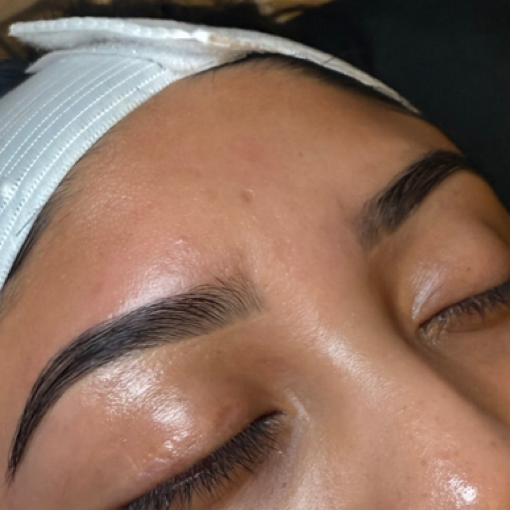 Brow Tint & Wax at Darode Beauty Studio in Eagle Pass Tx, TX