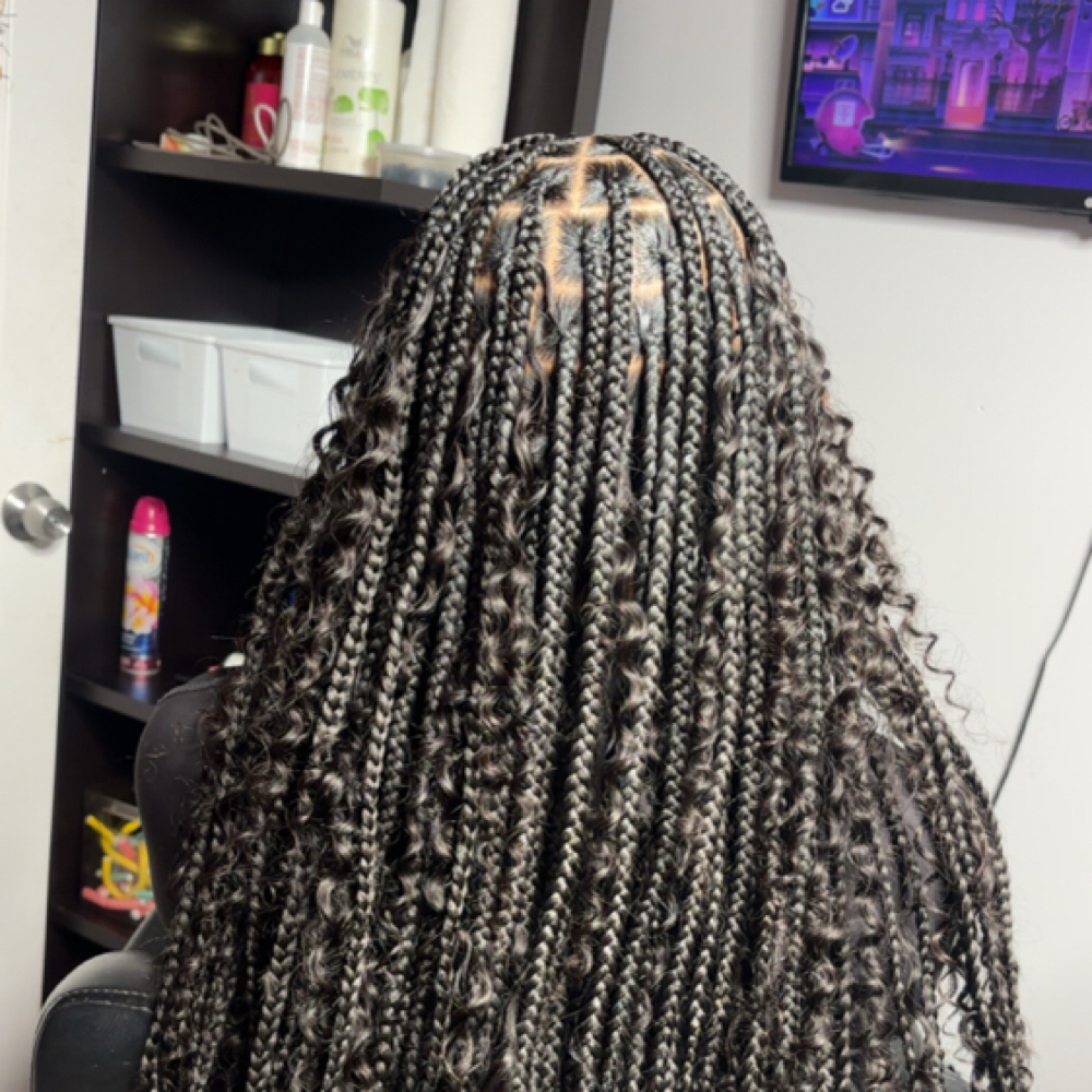 Smedium Boho at Arii Lashelle in Akron, OH