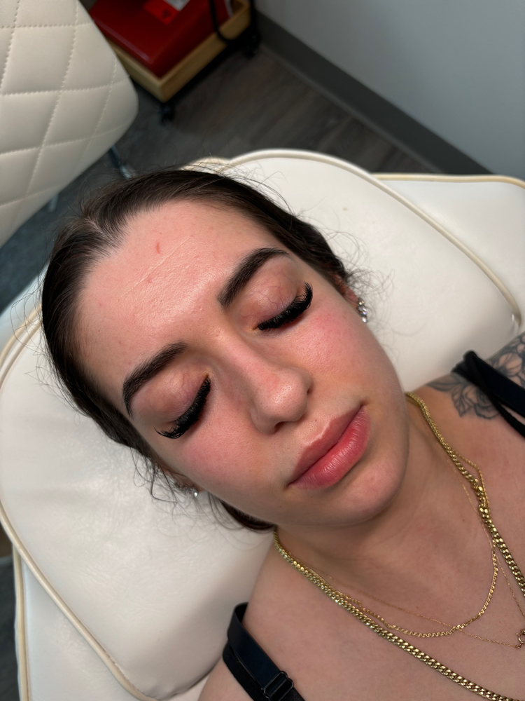 Brow Wax And Lami