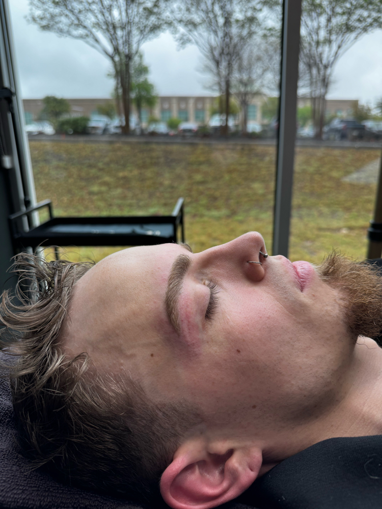 NEW CLIENTS: Eyebrow Wax