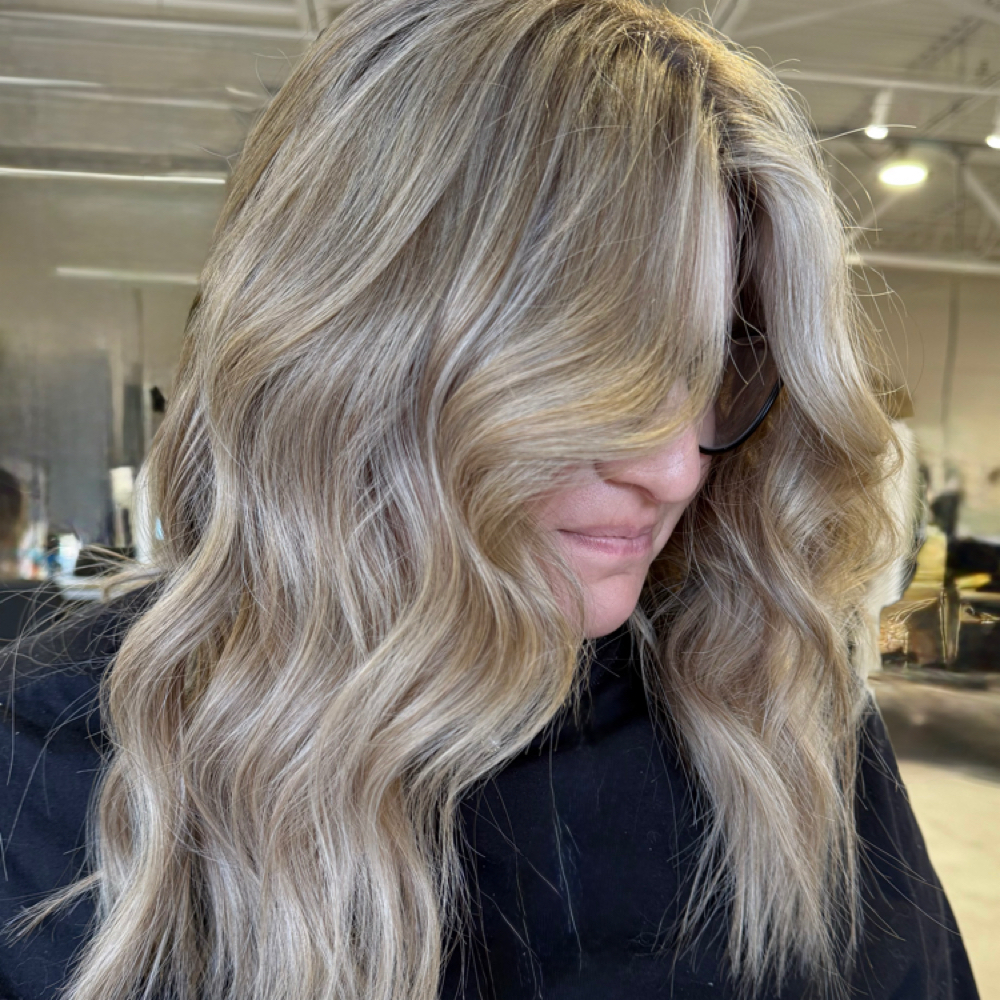 Womens Haircut at Eryn  Thomas in fairborn, OH