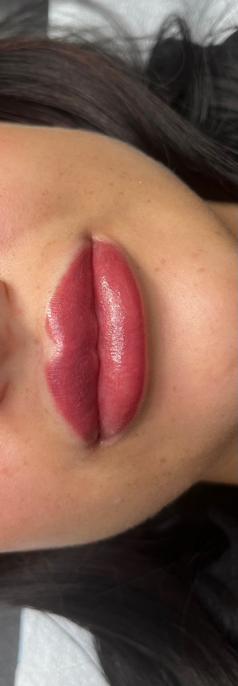 Lip Blushing