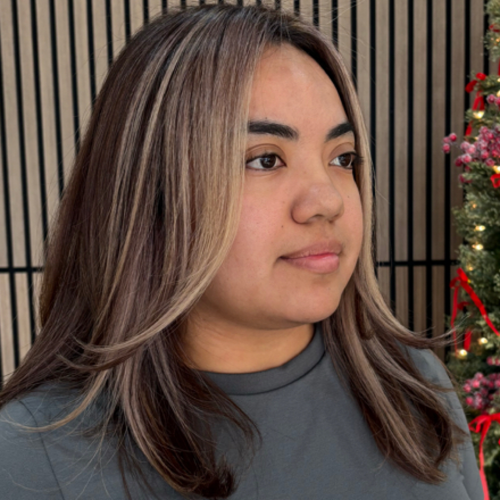 Money Piece at Beautybyrosiie in Anaheim, CA