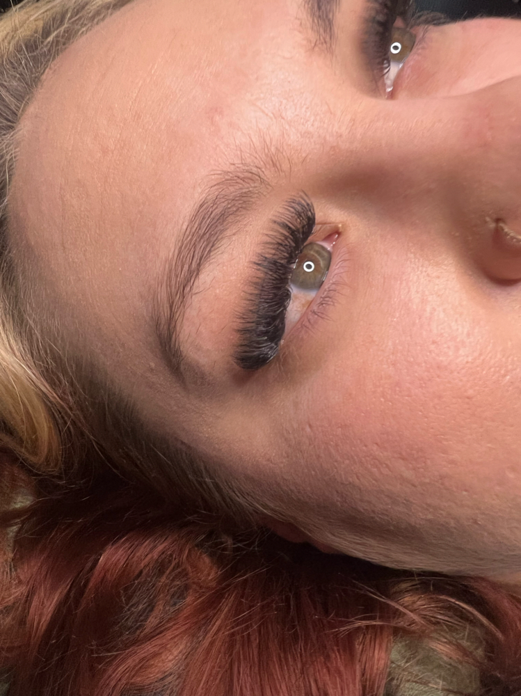 Volume Lash Extentions