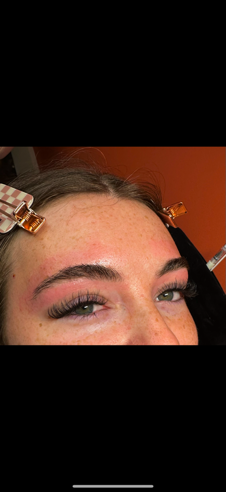 Hybrid Eyelash Extensions