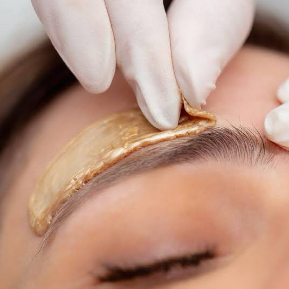 Eyebrow Wax at The Beauty Room in Dundee, FL