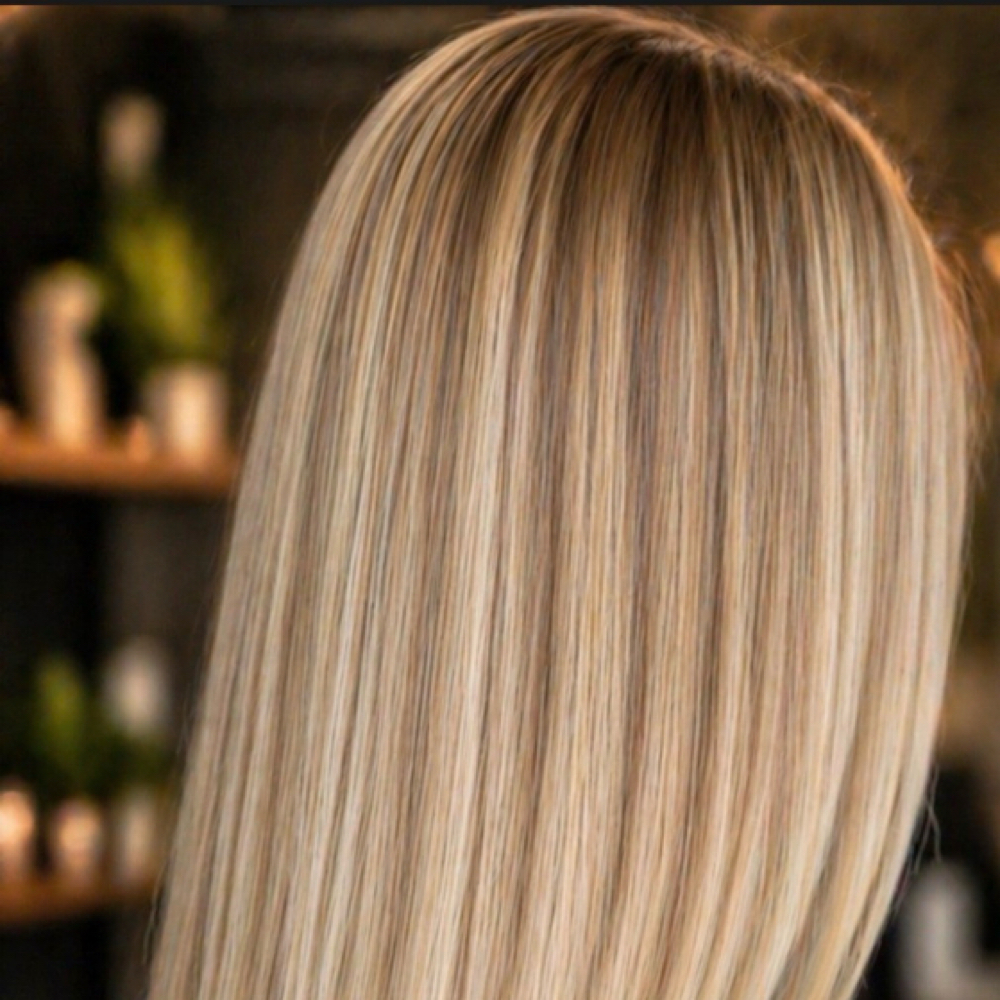 ⭐️ Traditional Partial (Popular) at Carson Hair Lounge in Buffalo Grove, IL