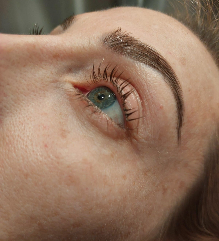Lash Lifting