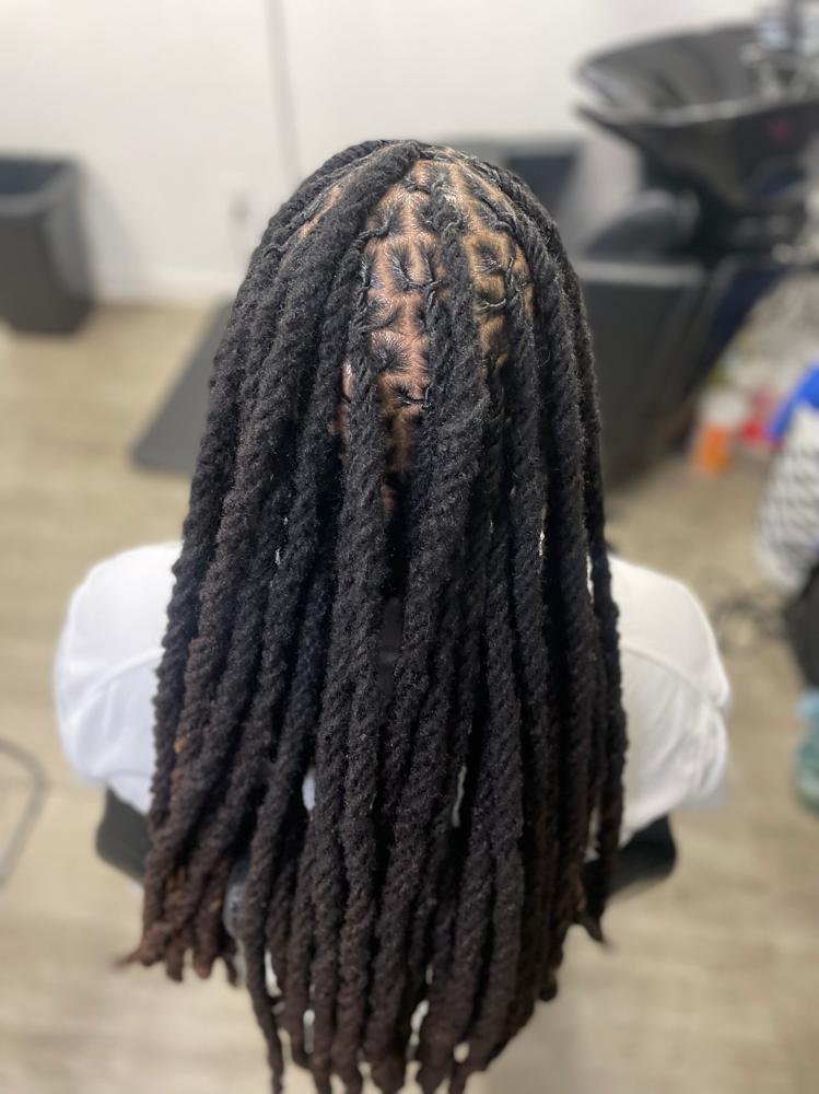 RETWIST & STYLE LONGER THAN MIDBACK at T.I.N.A. Beauty in Inglewood, CA