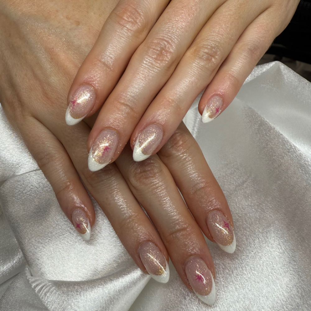 Dipping Powder at GOLD NAIL BAR in Los Angeles, CA