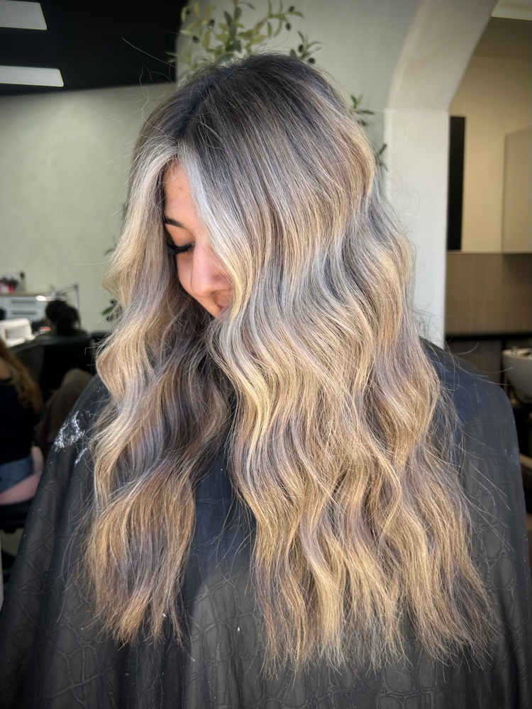 Full Head Highlights/Custom Color