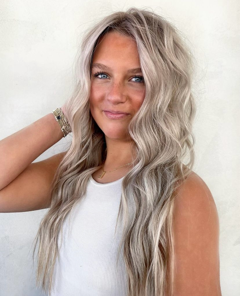 THE BLONDE BABE at Hailee Miller in Ringgold, GA