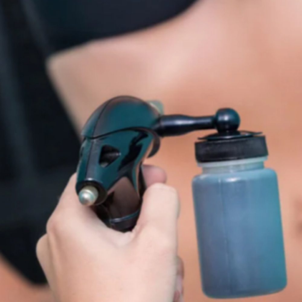 Airbrush Spray Tans (Mobile) at Aesthetics by Amanda + Airbrushed by Amanda in Janesville, WI