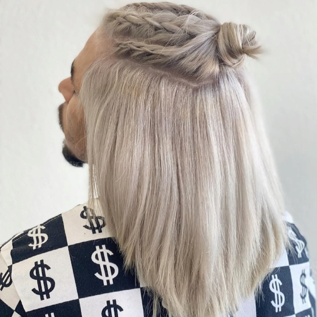 Bleach Out (Full) at Shea Eliz Salon in Houston, TX