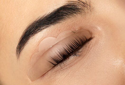 Eyelash Lifting