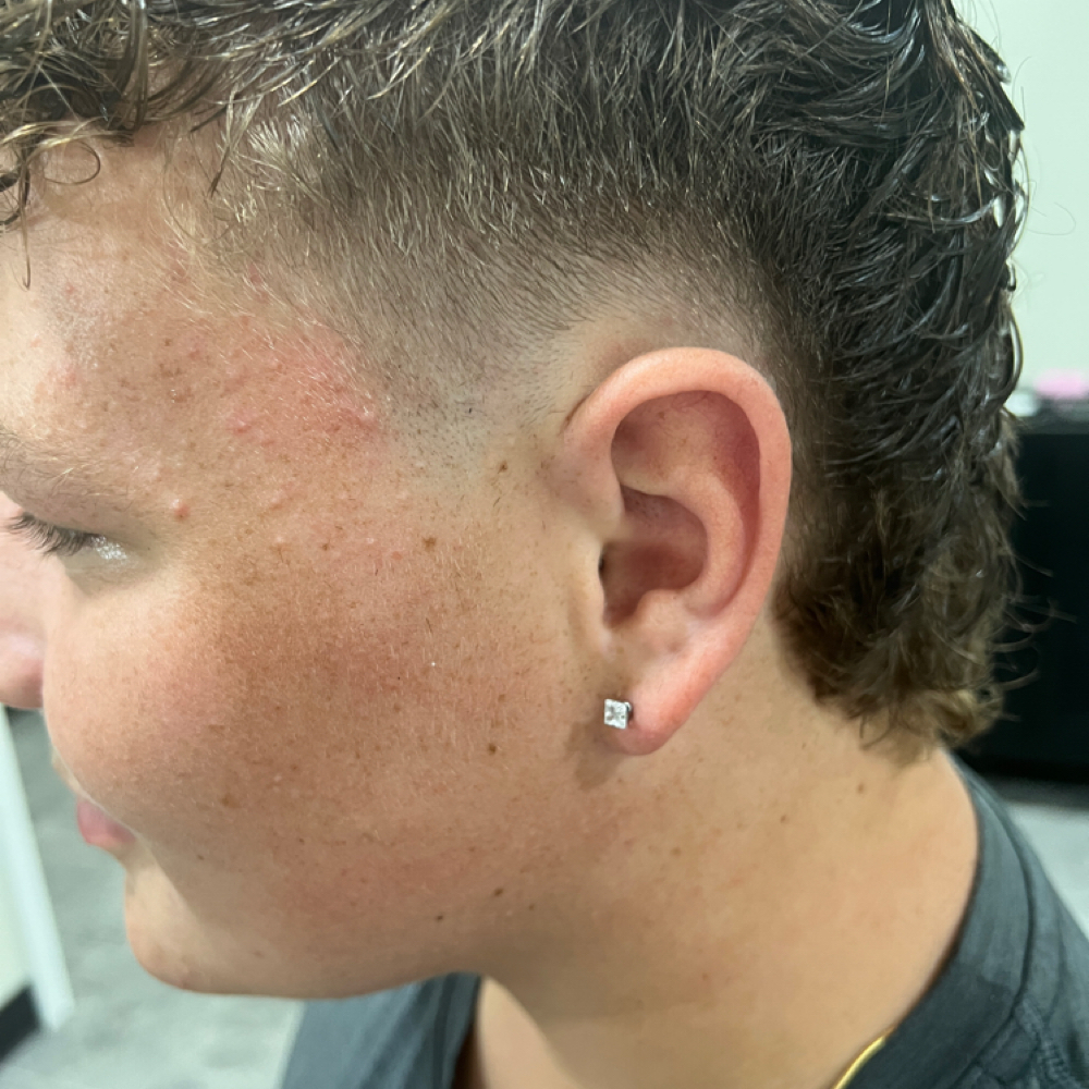 Haircut w/ Shampoo at EnvyMeBeauty in Brazil, IN