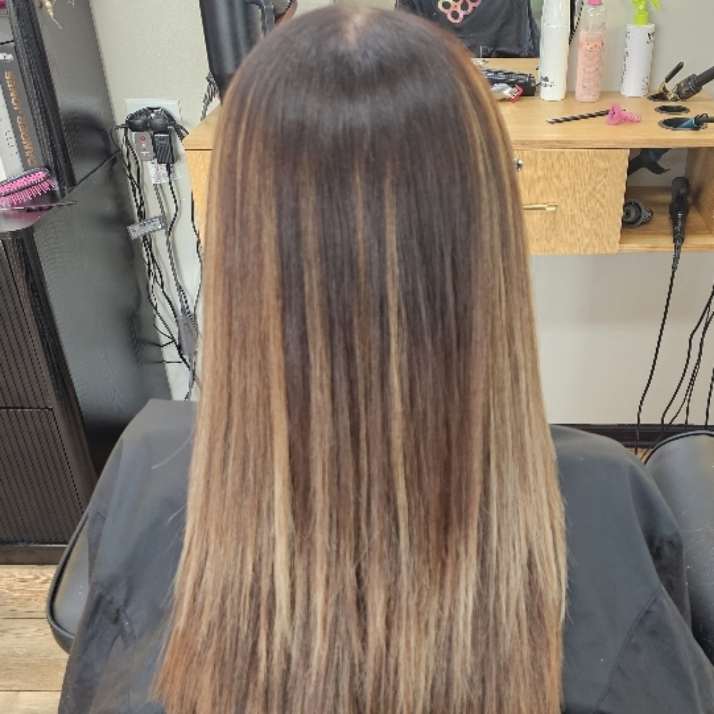 Keratin Smooth Treatment at Dye Pretty Salon in Worthington, MN