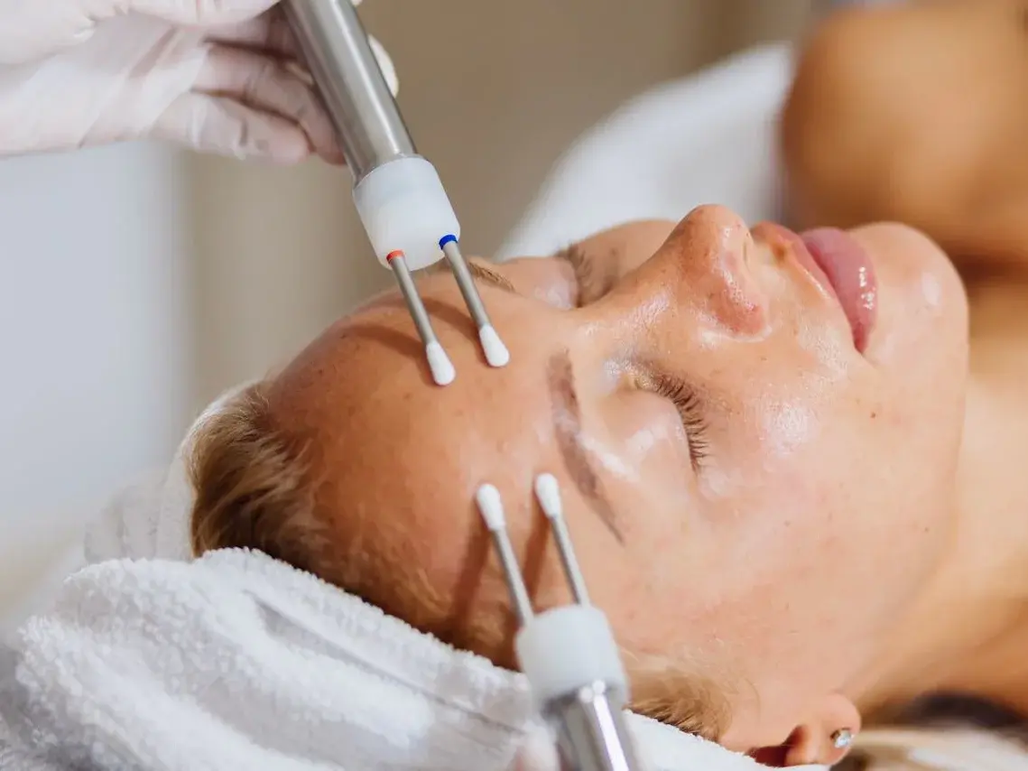 Micro-current Facial (60-min)