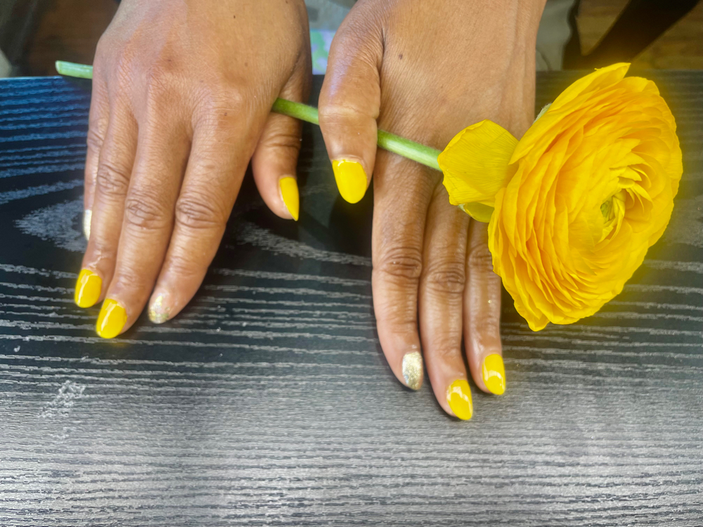Signature Spa No-chip Manicure