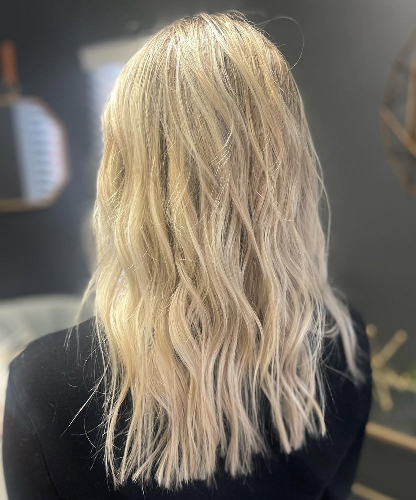 Extra Blonde