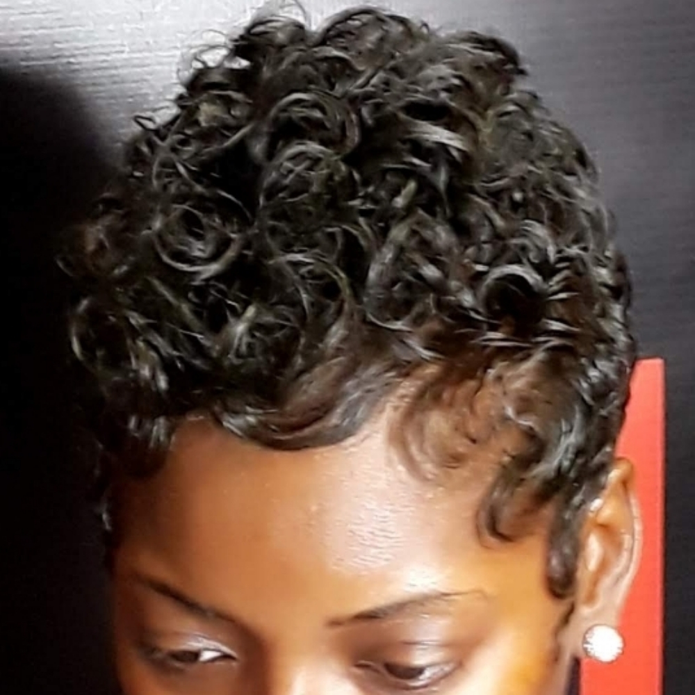 Dry Scalp Treatment $45 at Style Headquarters LLC in Chicago, IL