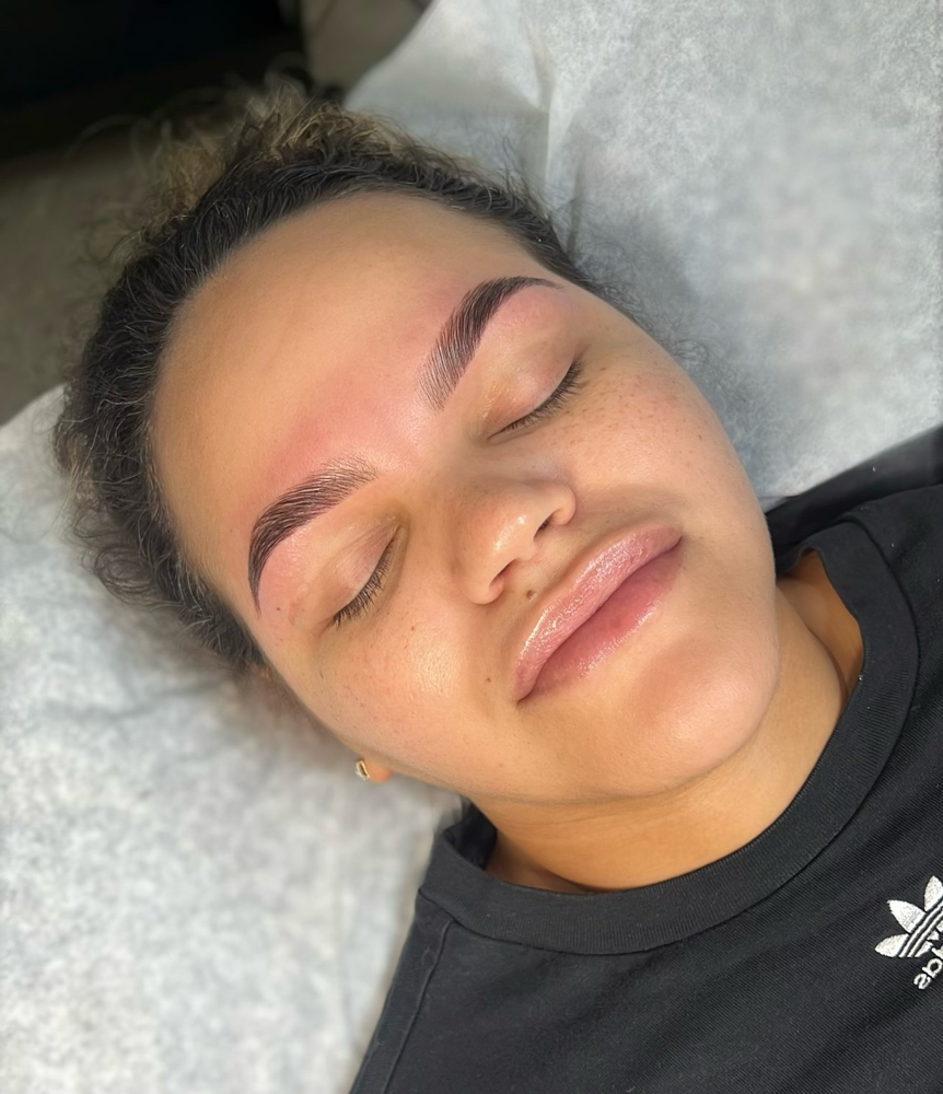 Brow Lamination + Hybrid Tint