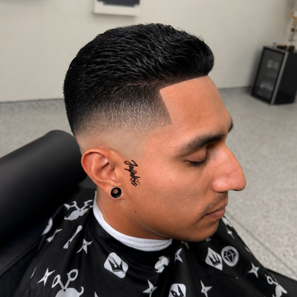 Men Haircut at J in Antioch, CA