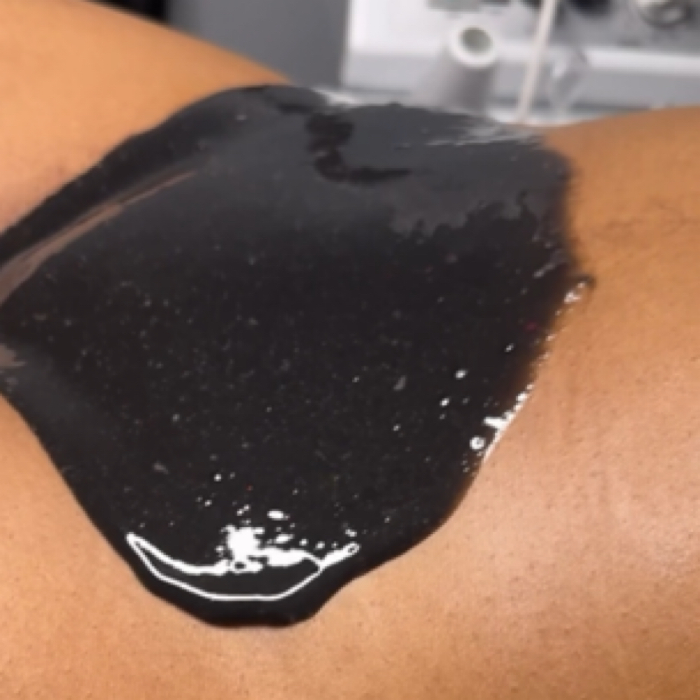 ⭐️ Brazilian Wax + Hydrojelly at Waxxaholics Beauty & Body in Grand Prairie, TX