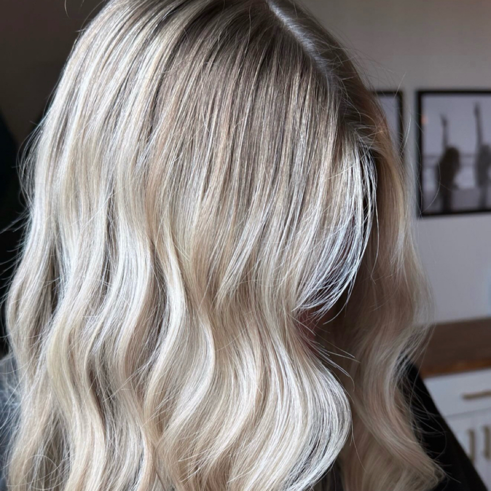 Golden Coast Brightening at Salt + Mane Co. in Aurora, IN