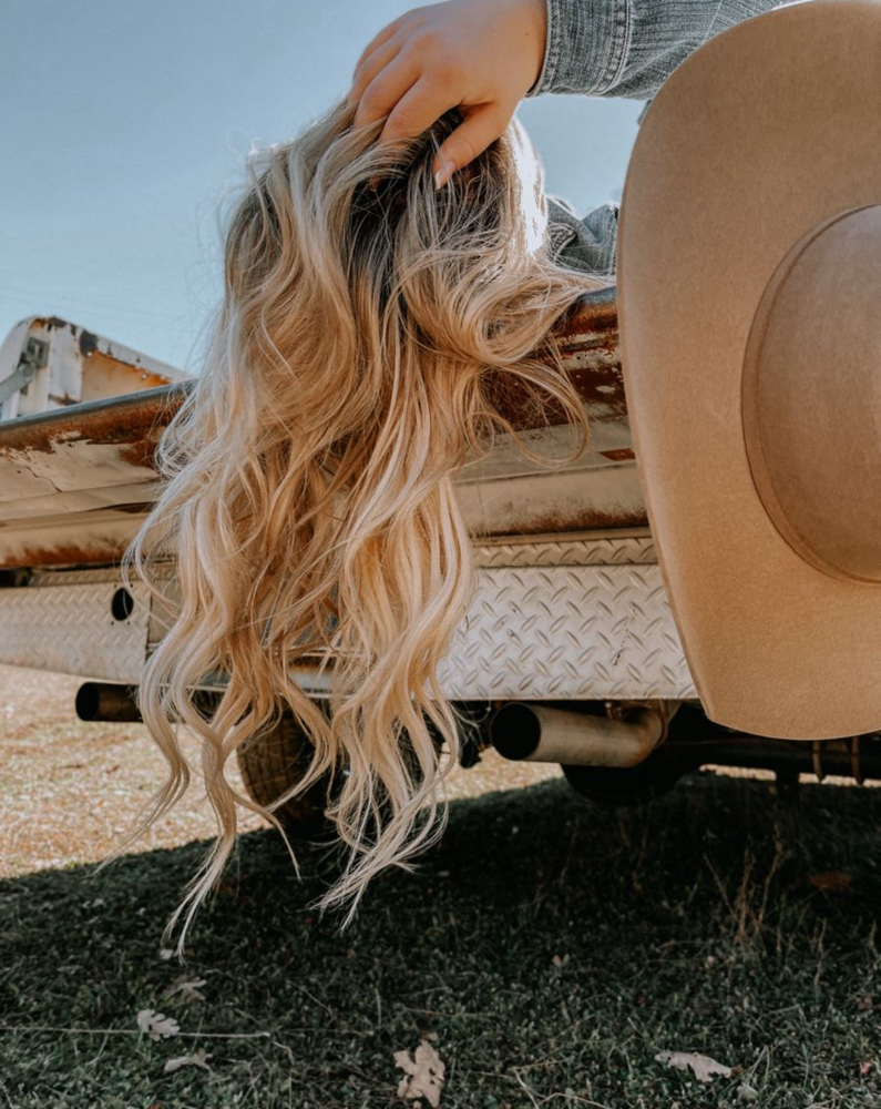 Rhinestone Cowgirl (Balayage)