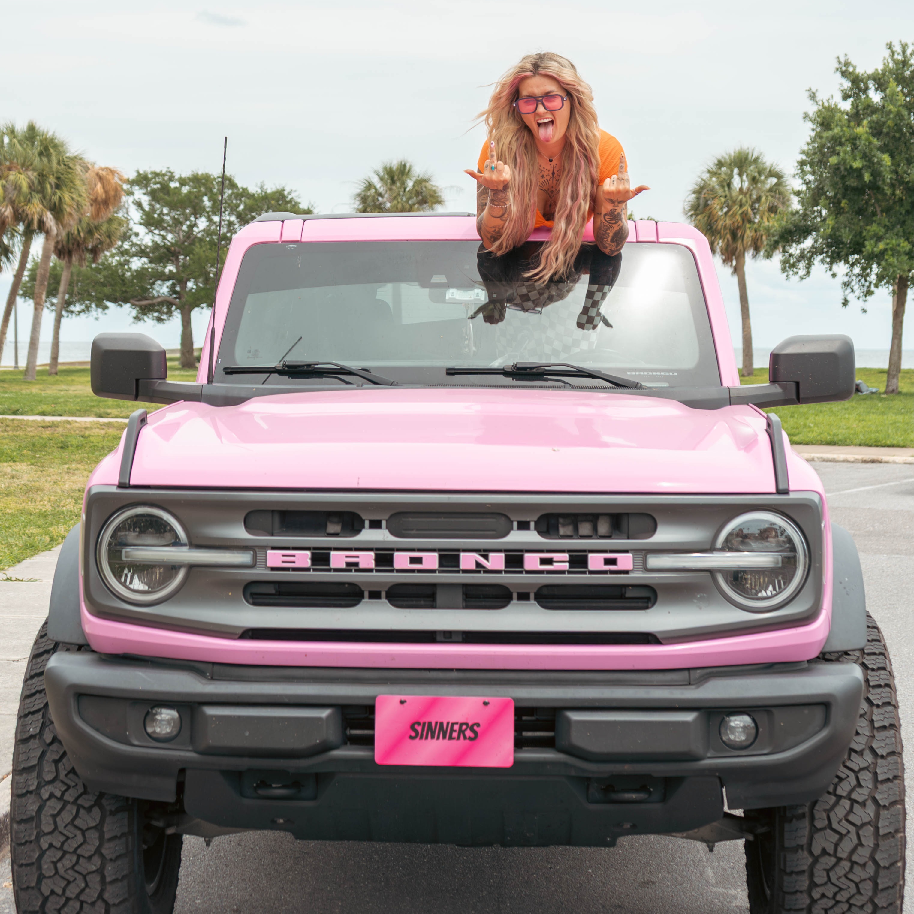 PREMIUM MOBILE SPRAY TAN at SPRAY TANS + SINNERS in Saint Petersburg, FL