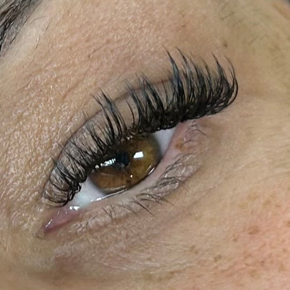 Custom Lash Set at Exquisite Studios in Lady Lake, FL