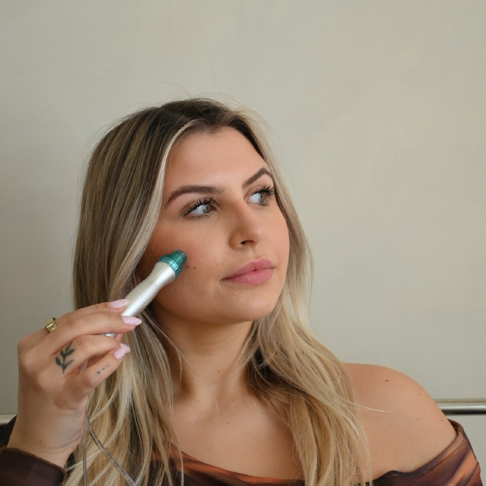 Oxygen Glow Therapy at The Skin Vault in Fort Lauderdale, FL