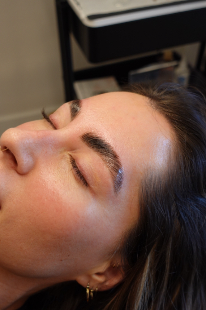 Brow Lamination With Brow Shaping
