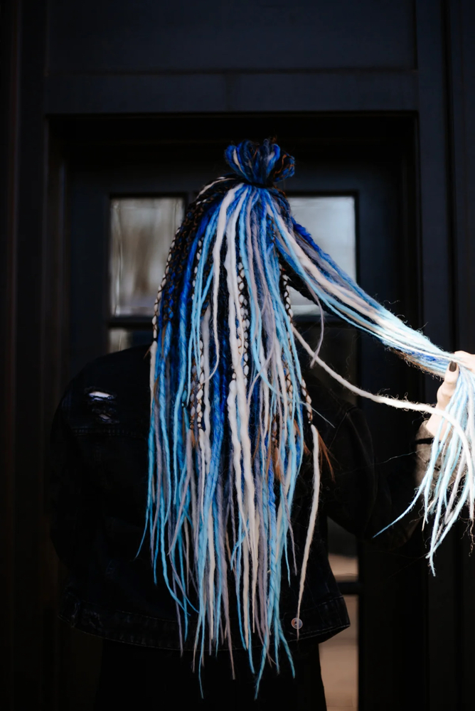 FULL HEAD DREADLOCK INSTALL