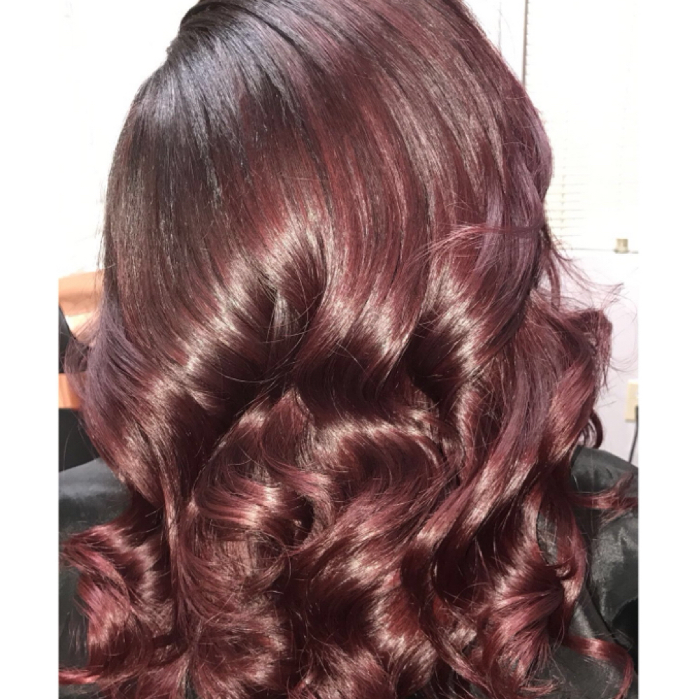 ReCurl / Touch-Up at Eanaj Hair Studio in Houston, TX