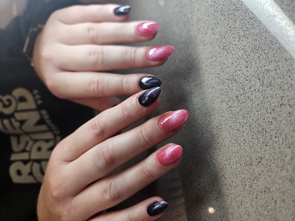 Simple Nail Art at Zoe Allman in Heath, OH