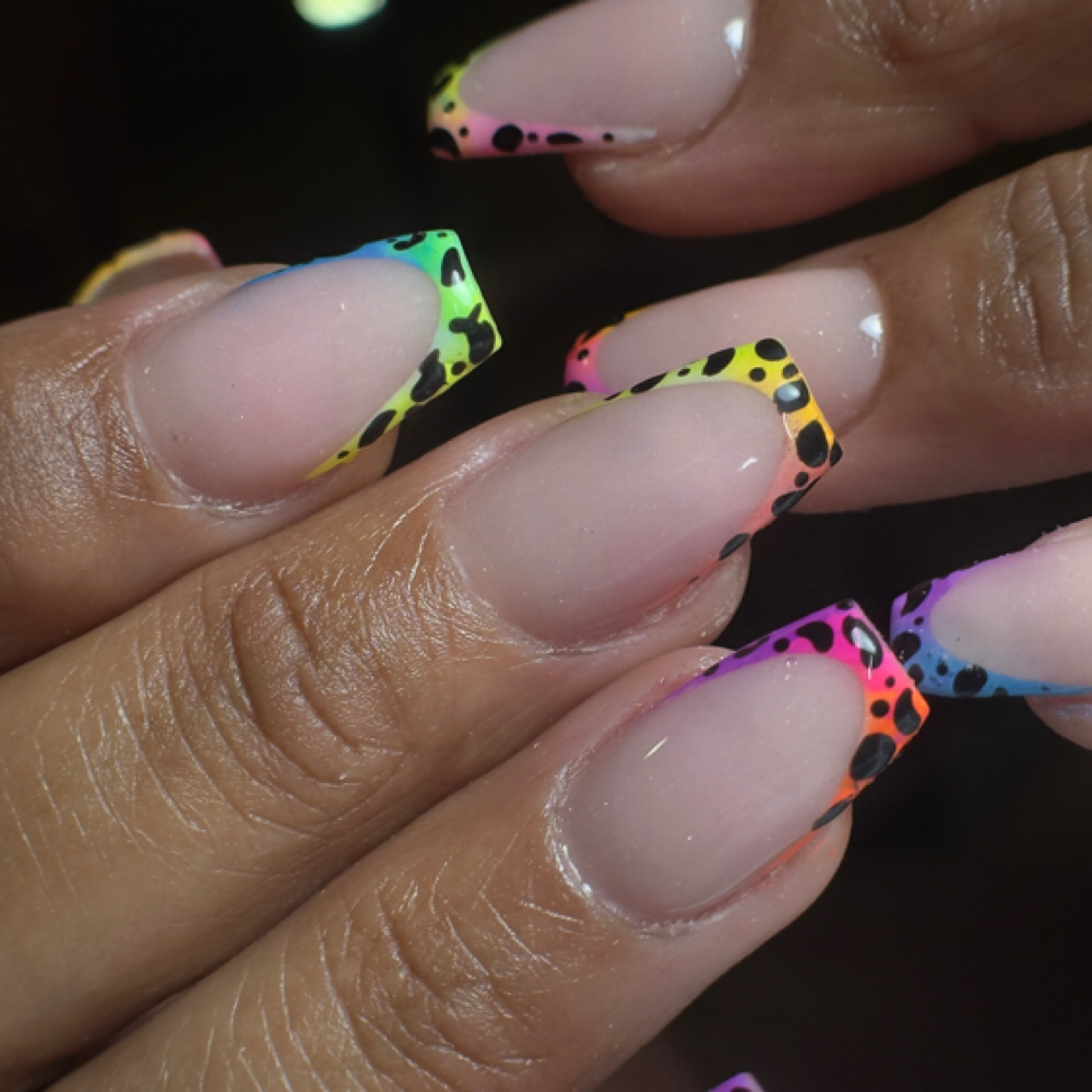 Full-set Medium at Dolls  Of Beauty in Utica, NY