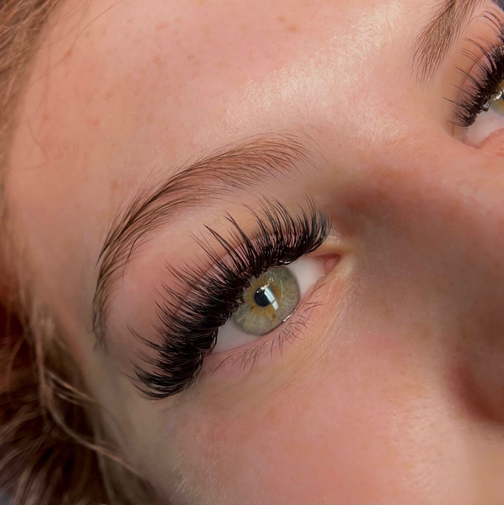 Wispy Volume Full Set