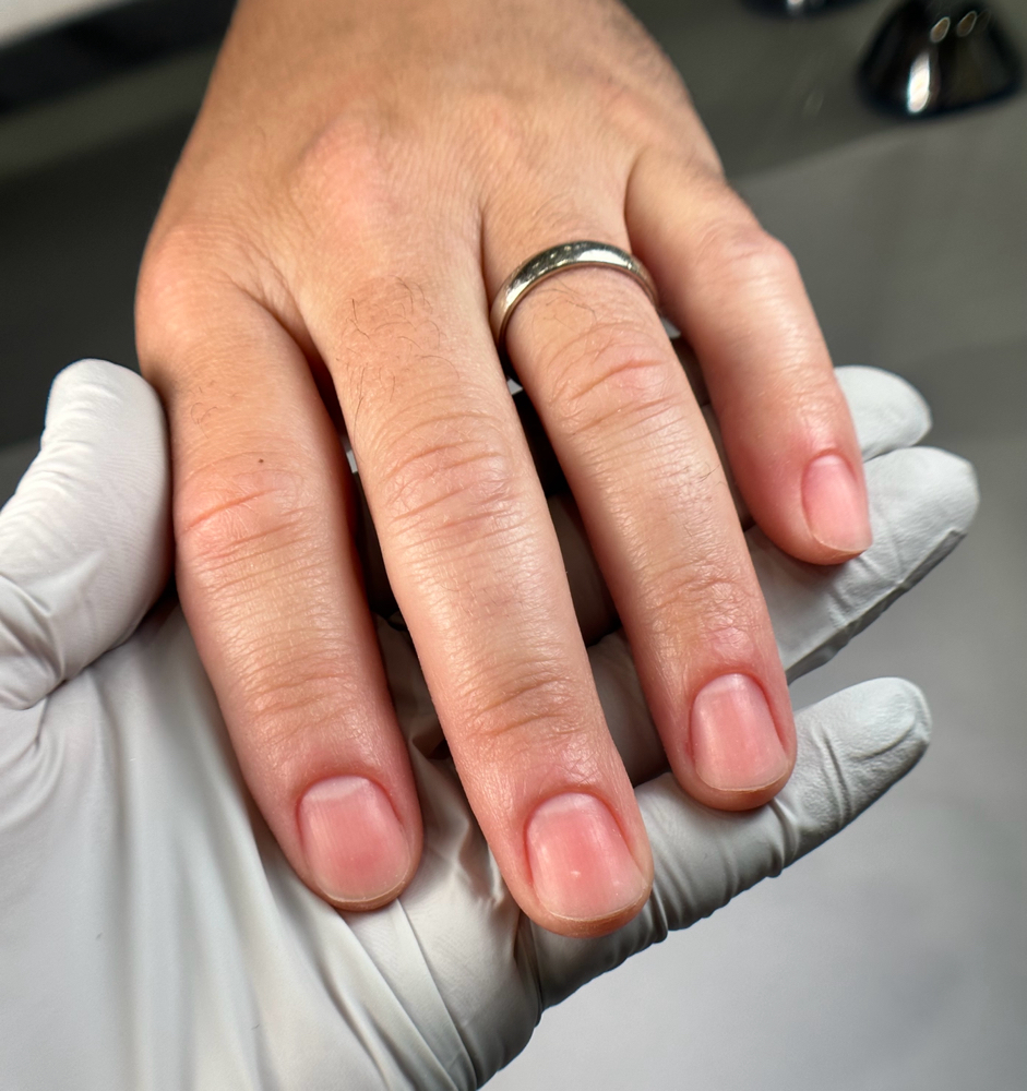 Mens gel manicure