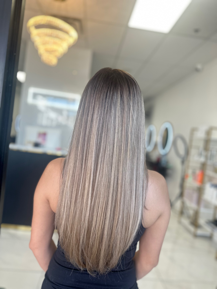 Weft Reinstall at Bellezabyjen in Phoenix, AZ