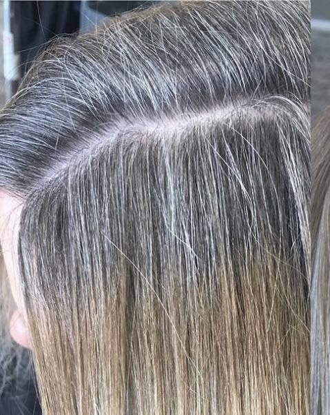 Roots Color Regrowth Touchup