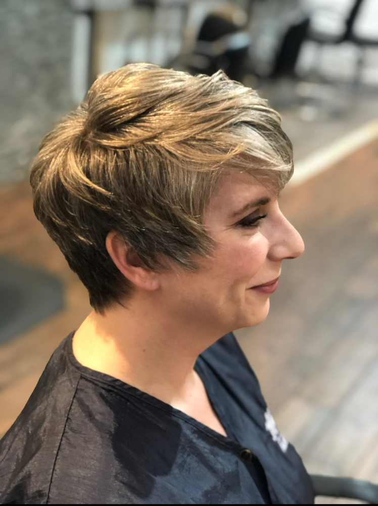 💇‍♀️Womens Haircut
