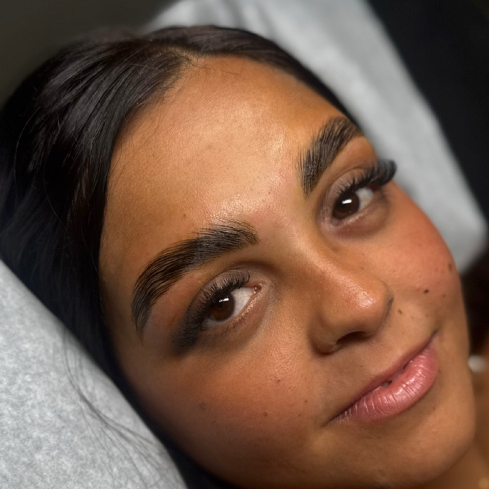 Tinte De Cejas at Glow Beauty Studio in Cabo Rojo, PR