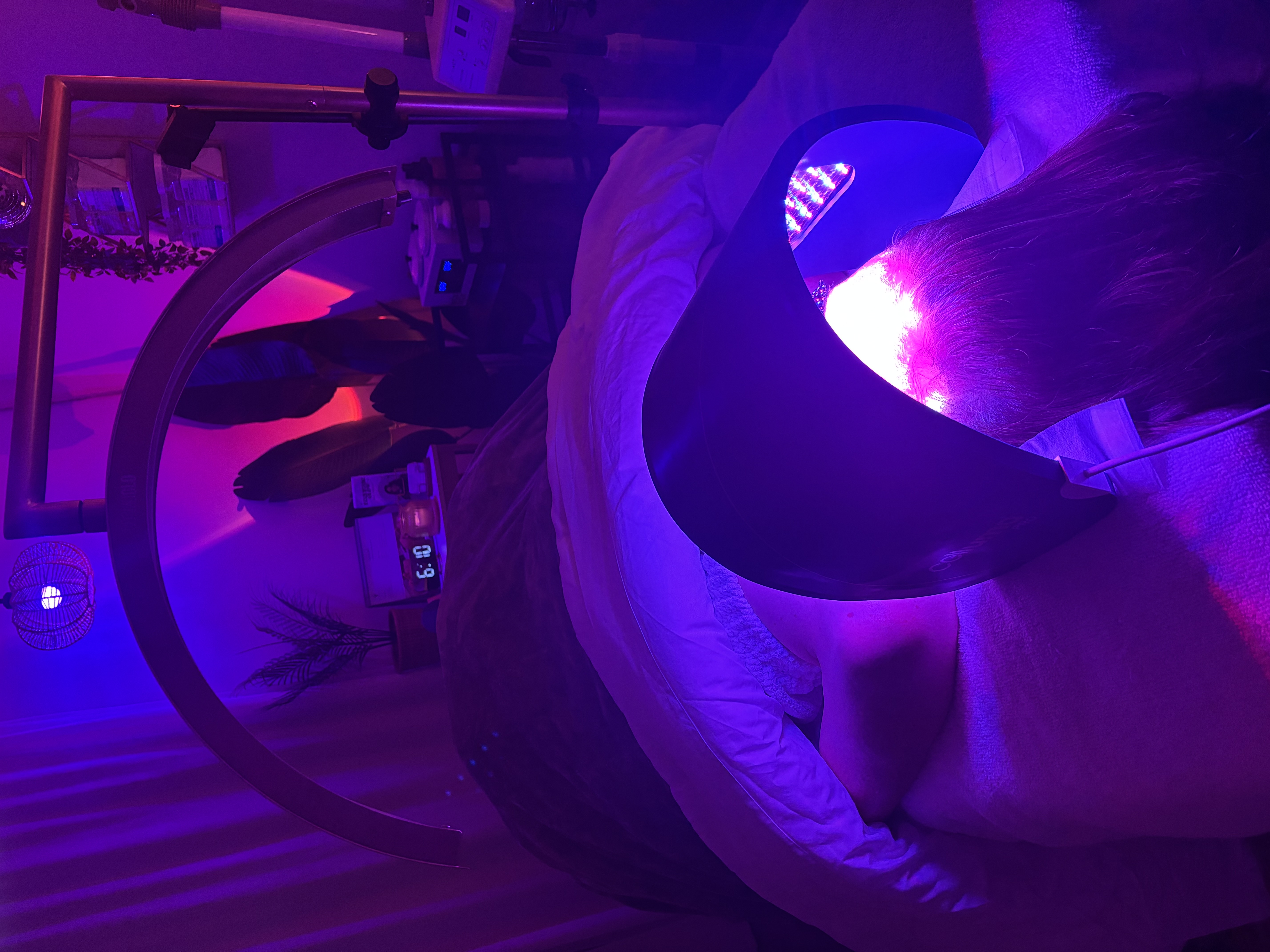 LED light Therapy (add on)